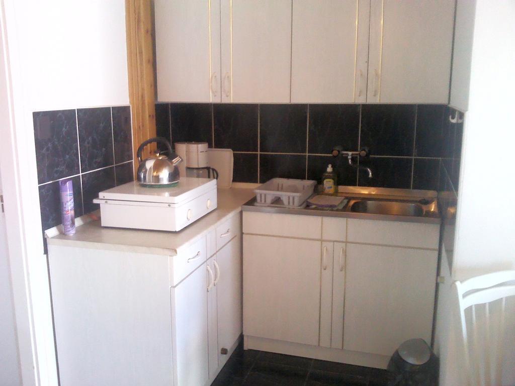 Napfeny Apartment Keszthely Quarto foto