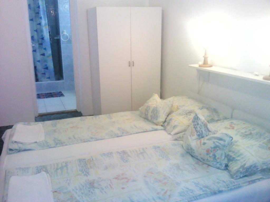 Napfeny Apartment Keszthely Quarto foto