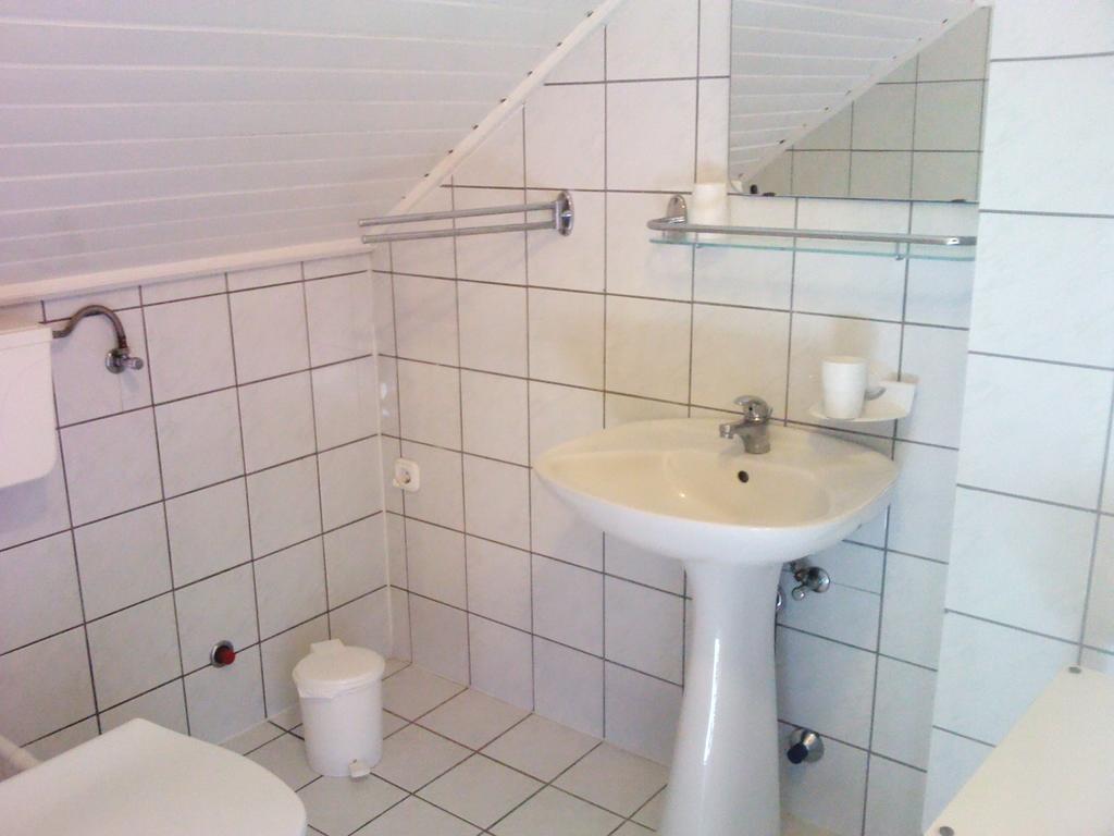 Napfeny Apartment Keszthely Quarto foto
